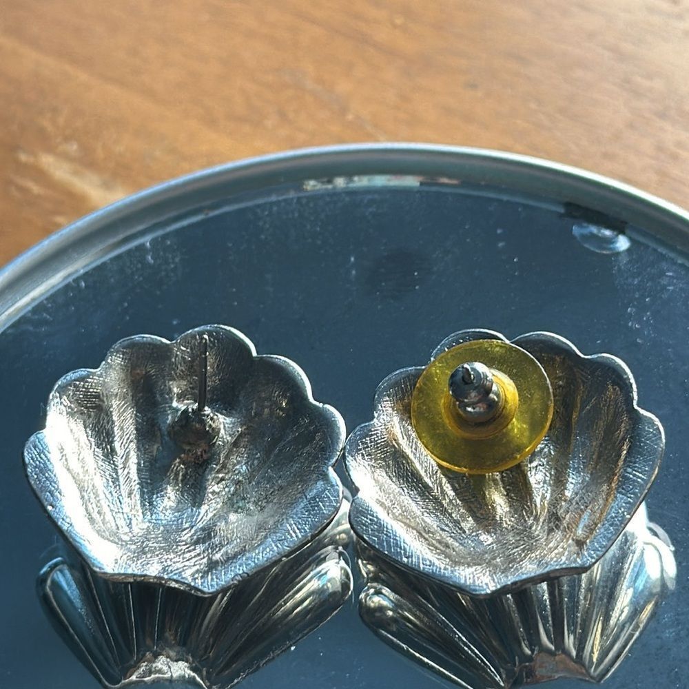 Shell Shaped Silver Tone Post Earrings - image 3